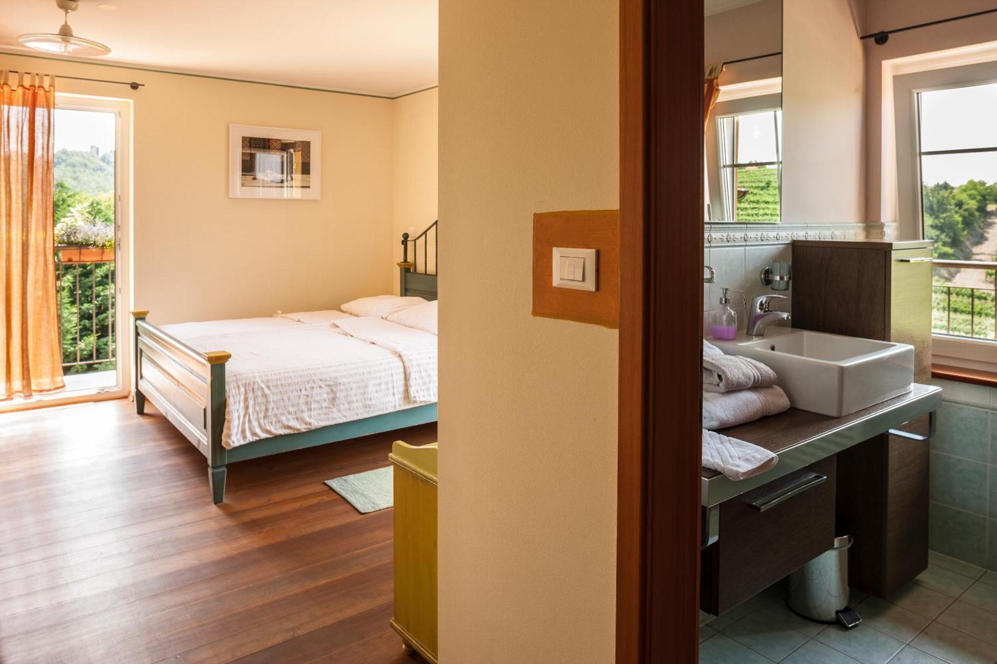 Kabaj Wine & Dine Hotell Dobrovo Eksteriør bilde